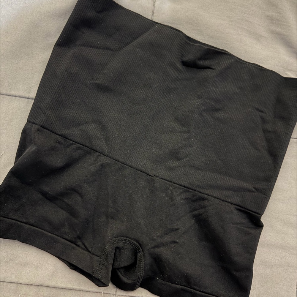 Tummy tuck shorts